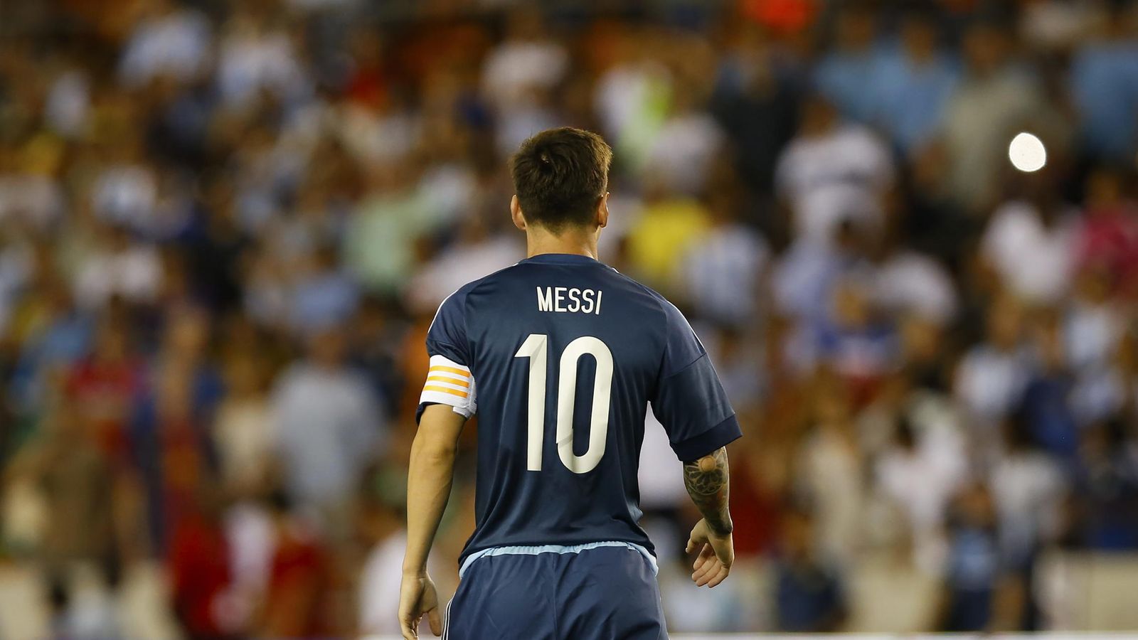 Foto: El mal inicio de Argentina en la clasificación puede forzar el retorno de Messi (EFE).