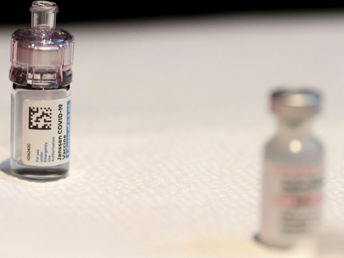 Foto: Vial de la vacuna de Janssen. (Reuters)