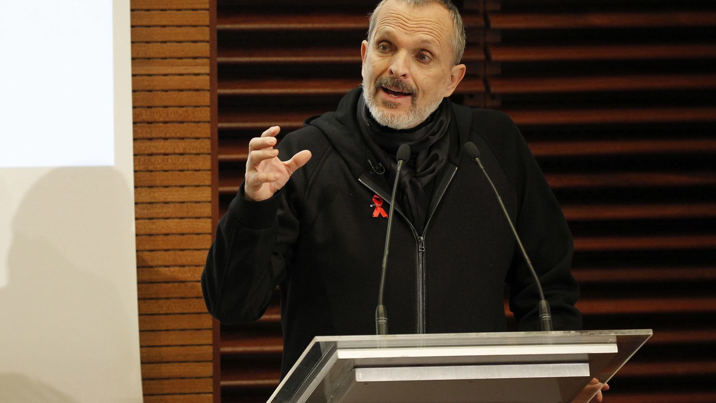 Miguel Bosé, director de la gala y embajador de la Fundación Lucha contra el Sida, durante la presentación de su séptima edición. (EFE)