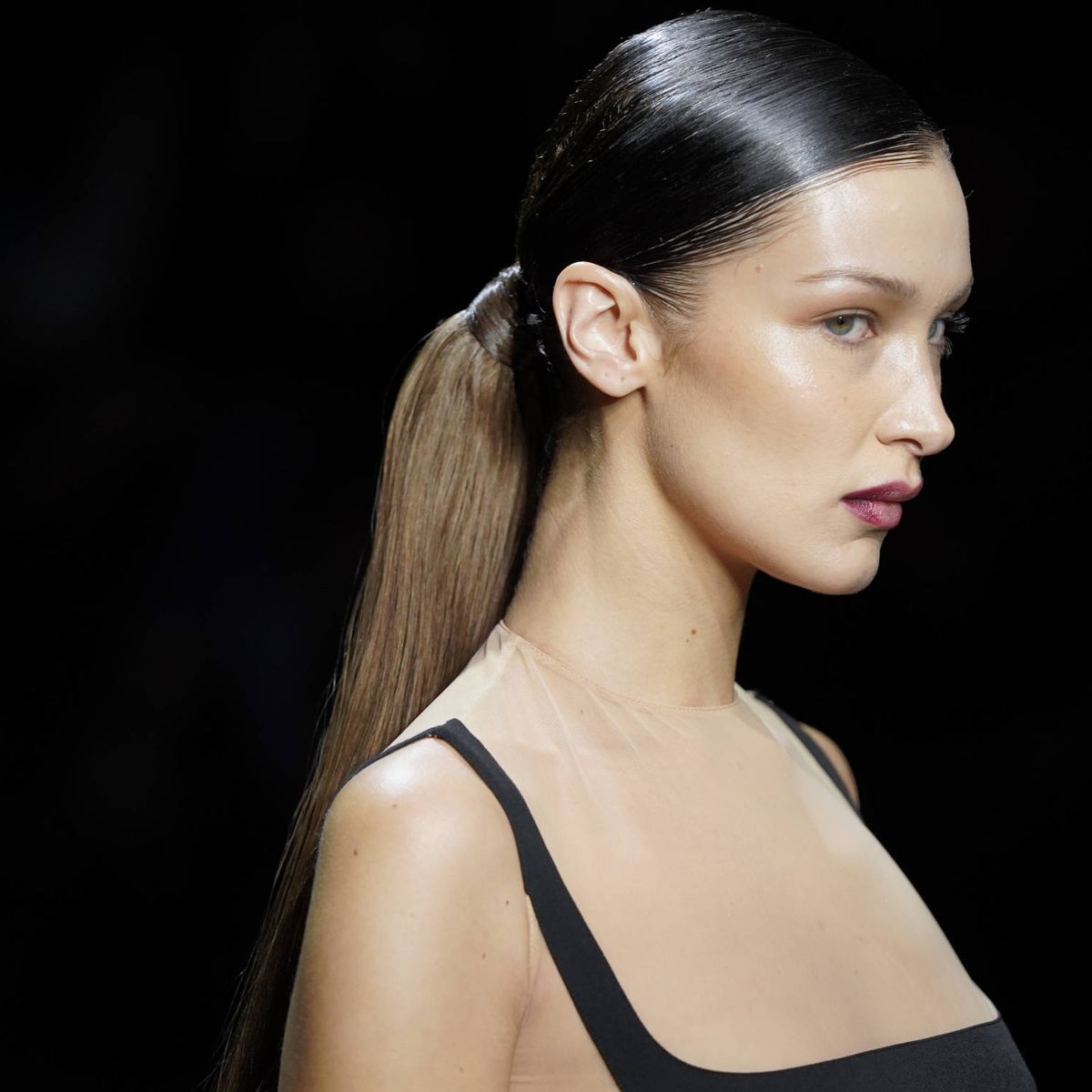 Peinados ultrapulidos: cómo crear un look de moda controla el cabello  rebelde