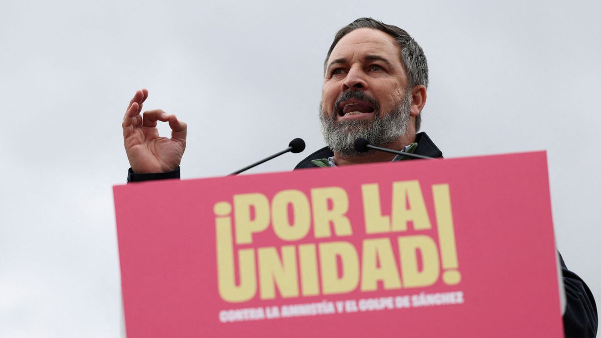 Vox denunciará a Sánchez por cohecho ante el Supremo cuando registre la ley de amnistía