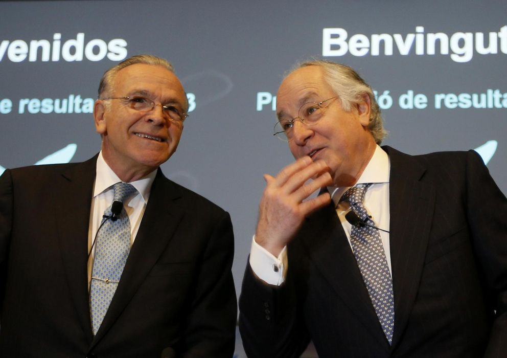 Foto: Isidro Fainé (izq.), presidente de CaixaBank, y Juan María Nin (dcha.), consejero delegado. (Reuters)