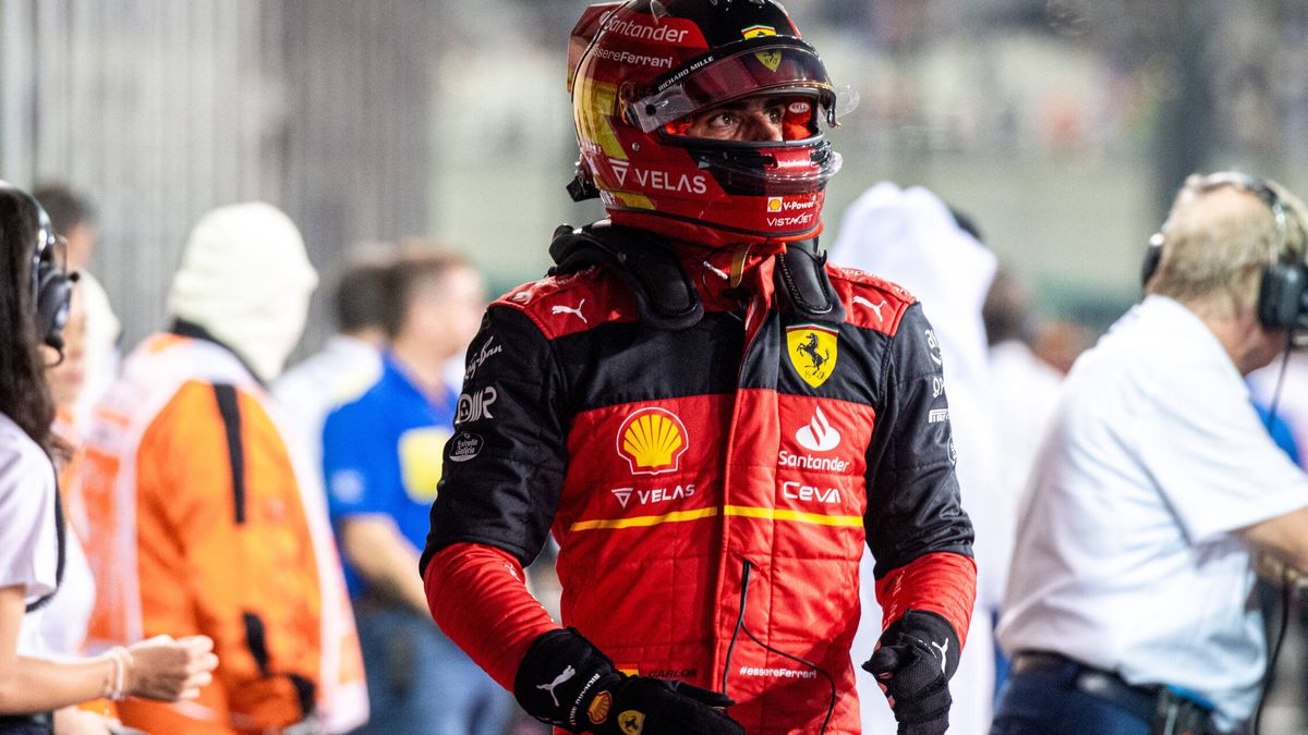 Sainz y Leclerc se la juegan para evitar que Ferrari termine con aroma de fracaso
