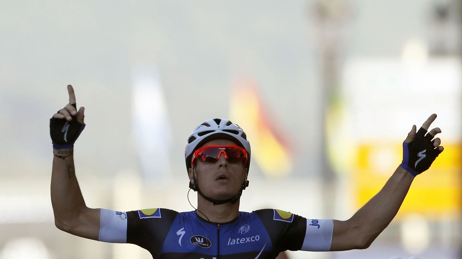 Foto: El belga Meersman gana el primer esprint de la Vuelta (Javier Lizón/EFE).