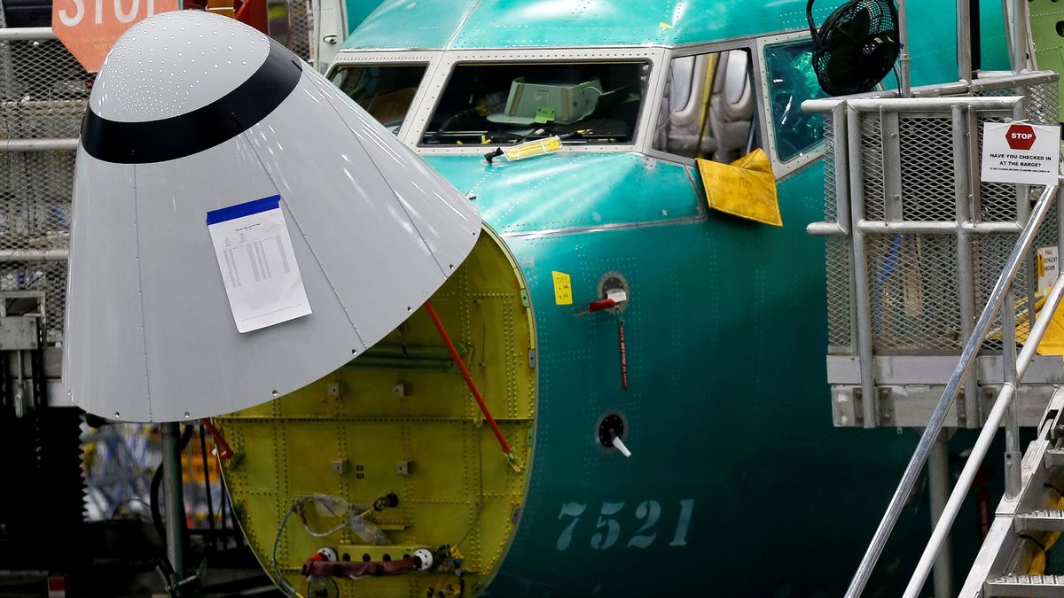 Boeing amortigua el golpe del 737 MAX gracias a su negocio de Defensa y Servicios