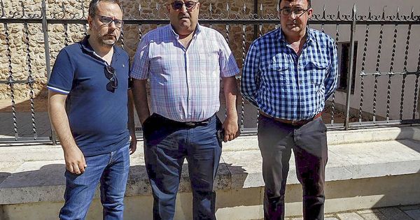 Foto: Los familiares y compañeros de Félix López llevan un mes esperando recuperar su cadáver. ('La Tribuna de Albacete'/Teresa Jiménez)