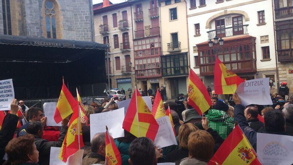 La AVT recorre cinco municipios vascos para protestar por las excarcelaciones