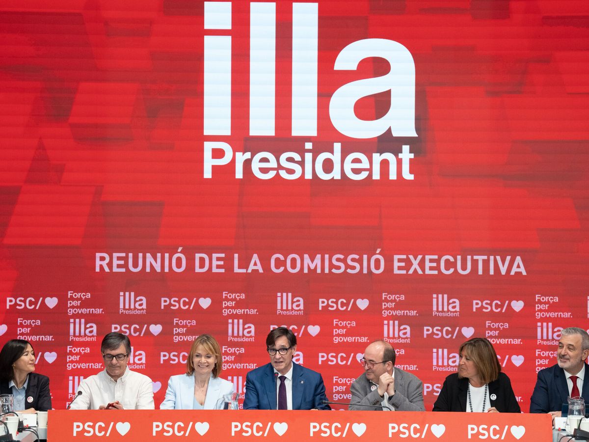 Foto: Reunión de la ejecutiva del PSC tras ganar las elecciones catalanas. (Europa Press/David Zorrakino)