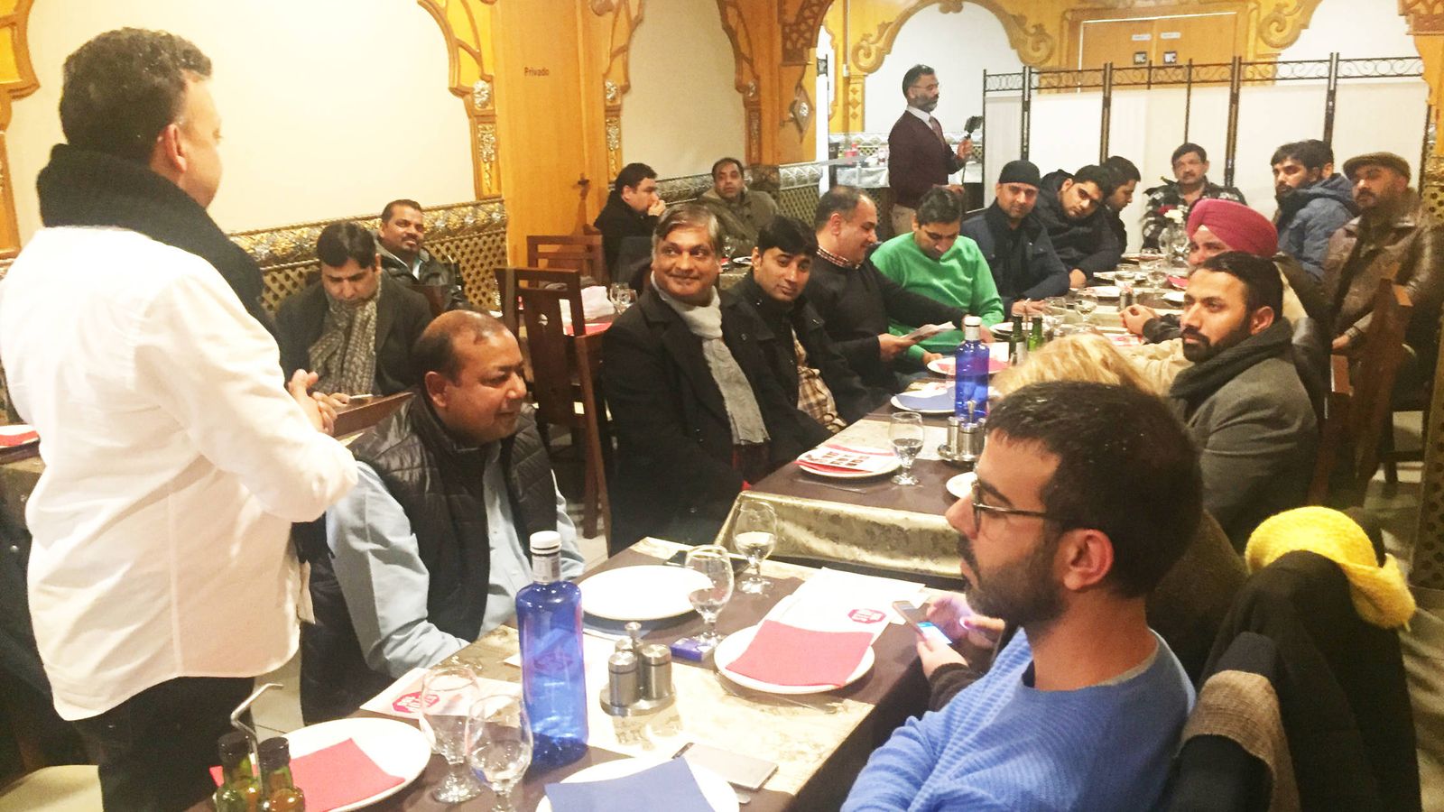 Foto: Encuentro de ERC en el restaurante 'Himalaya'. (Á.V)
