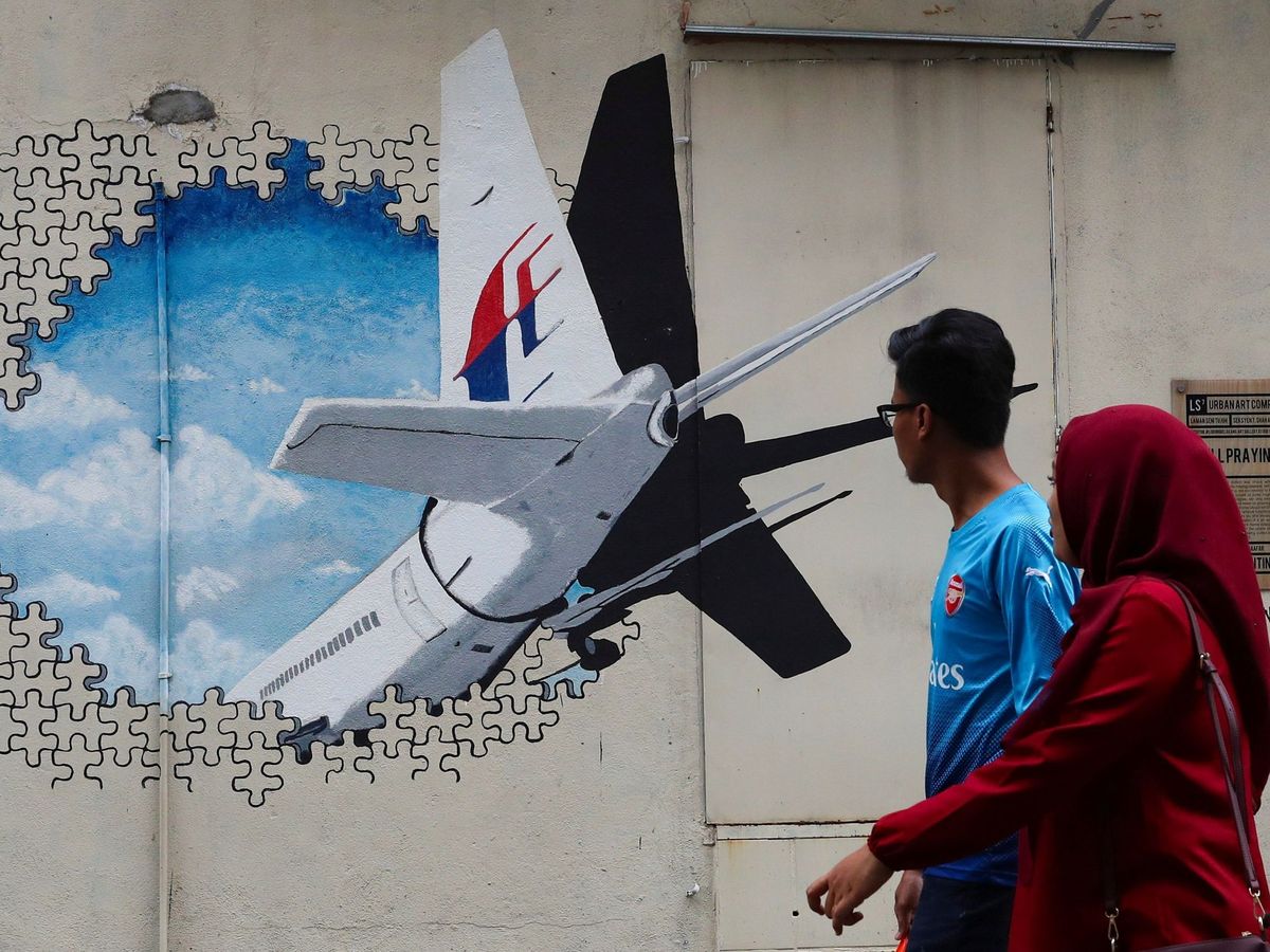 Foto: Mural del vuelo MH370 en Kuala Lumpur. (Reuters)