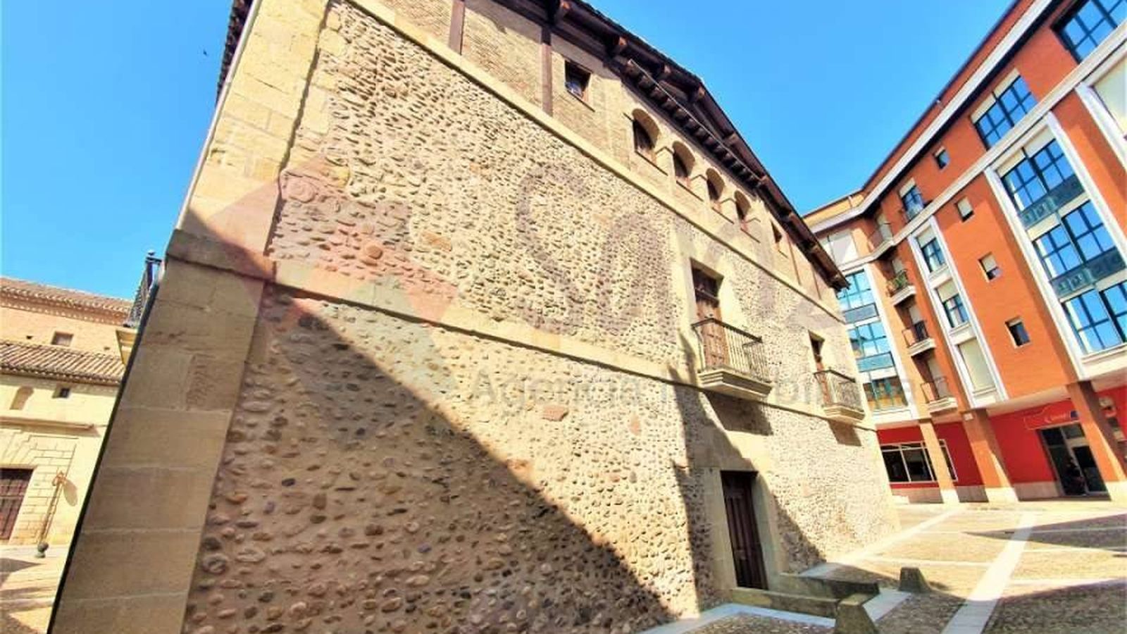A la venta un palacio del siglo XVII en La Rioja por 495.000 euros: 1.080 metros cuadrados y una cúpula monumental