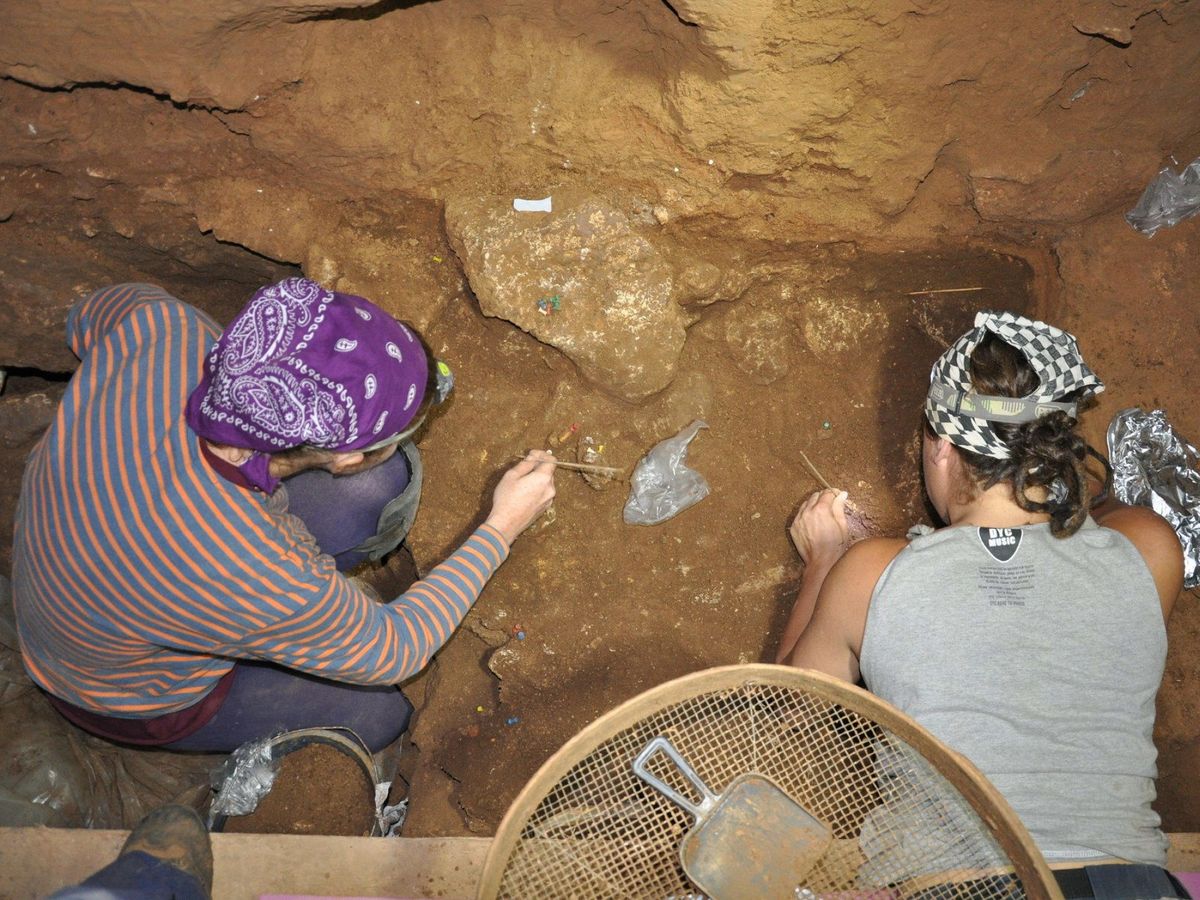Foto: Los restos neandertales de la Cova del Gegant son más antiguos de lo que se creía (EFE)