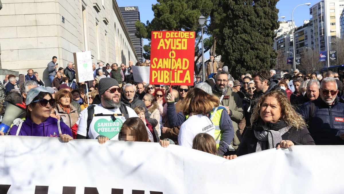 Madrid vuelve a la calle en defensa de la sanidad pública: "La joya de la corona no se vende"