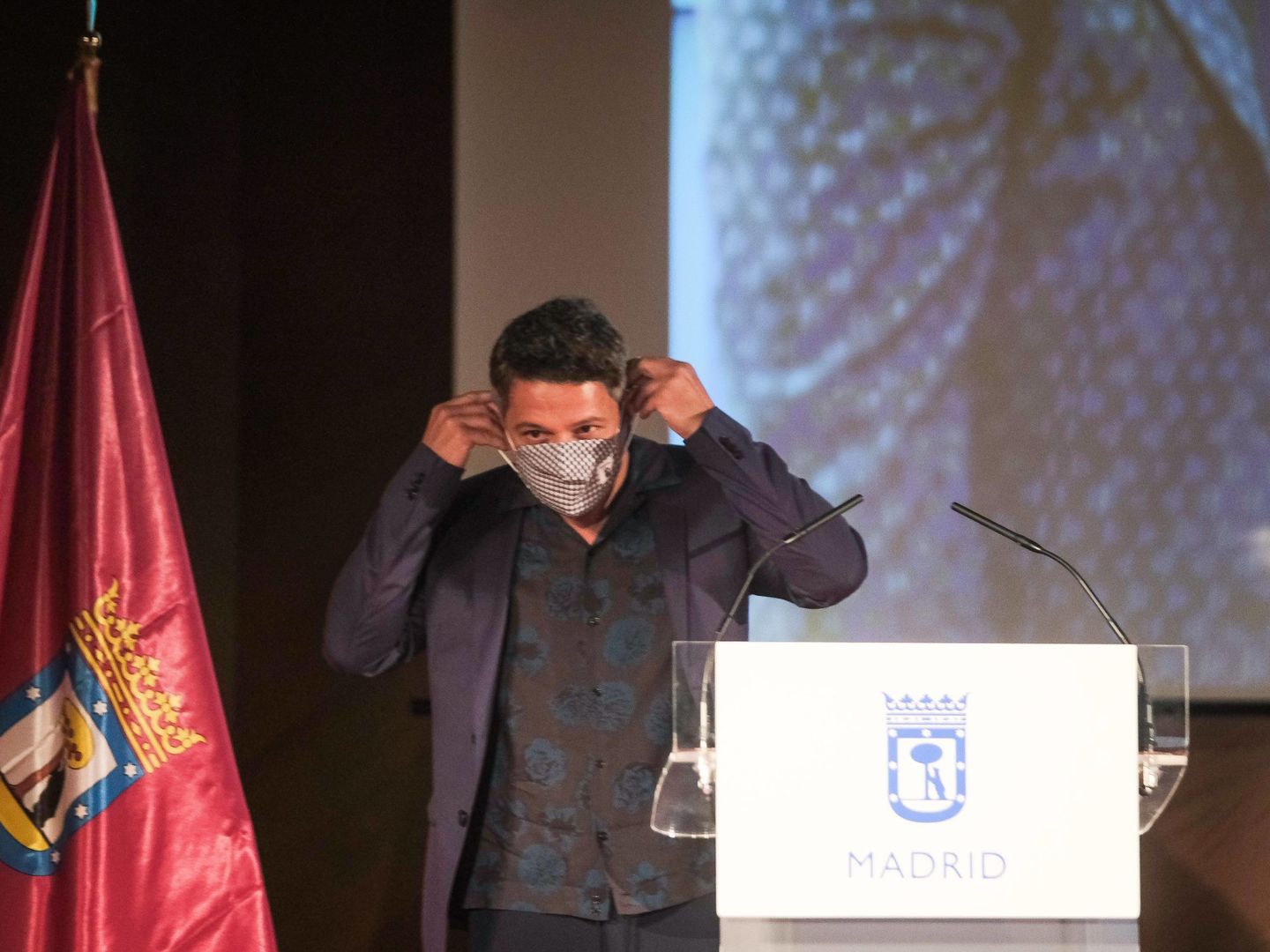 Alejandro Sanz recibe un premio de Madrid. (Cordon Press)