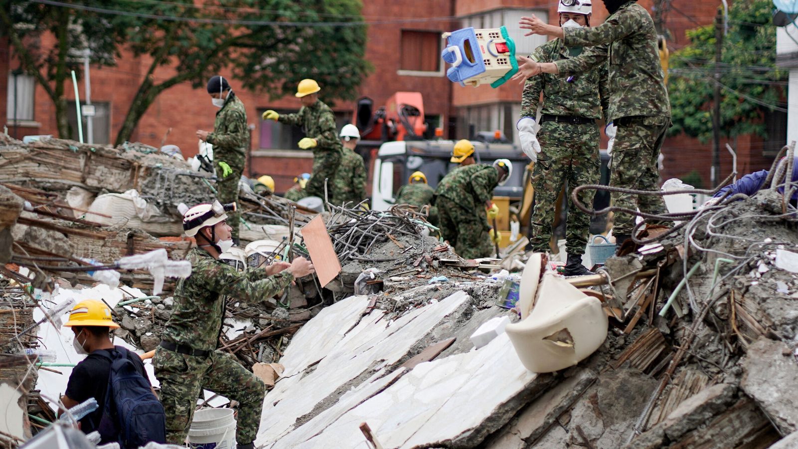 De la Espriella cifra en 289 los muertos y en 4.187 los heridos por el terremoto en Colombia