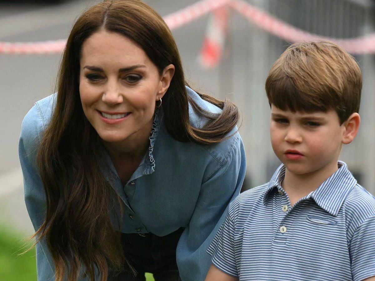 Foto: Kate Middleton, junto al príncipe Louis. (Reuters)
