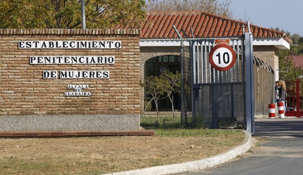 Exterior de la cárcel de Alcalá de Guadaíra donde está Isabel Pantoja (Gtres)