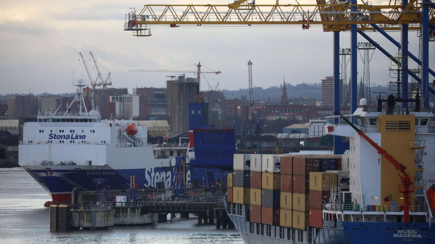 Puerto de Belfast, uno de los puntos clave para la aplicación del Protocolo de Irlanda. (Reuters)