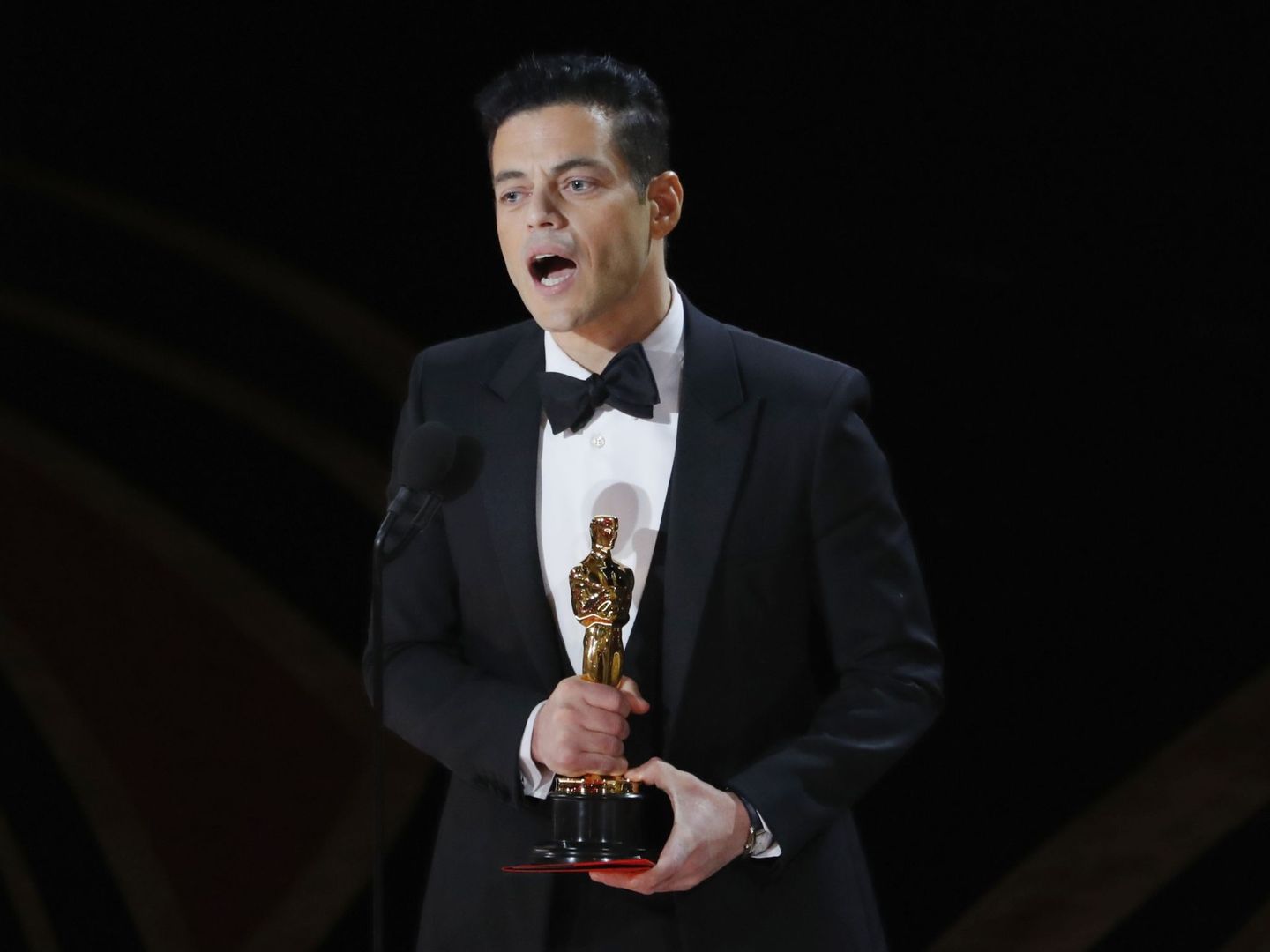 Rami Malek agradece el Oscar a mejor actor por 'Bohemian Rhapsody'. (Reuters)