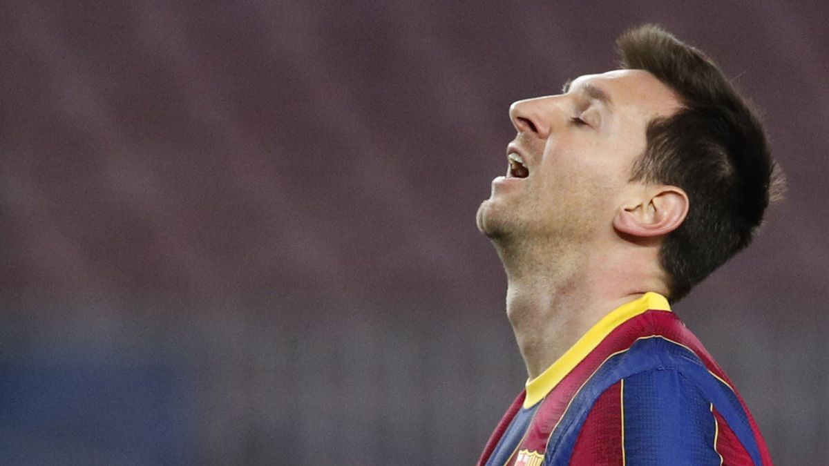 El Barcelona, incapaz de curar la parálisis que atenaza a Messi esta temporada