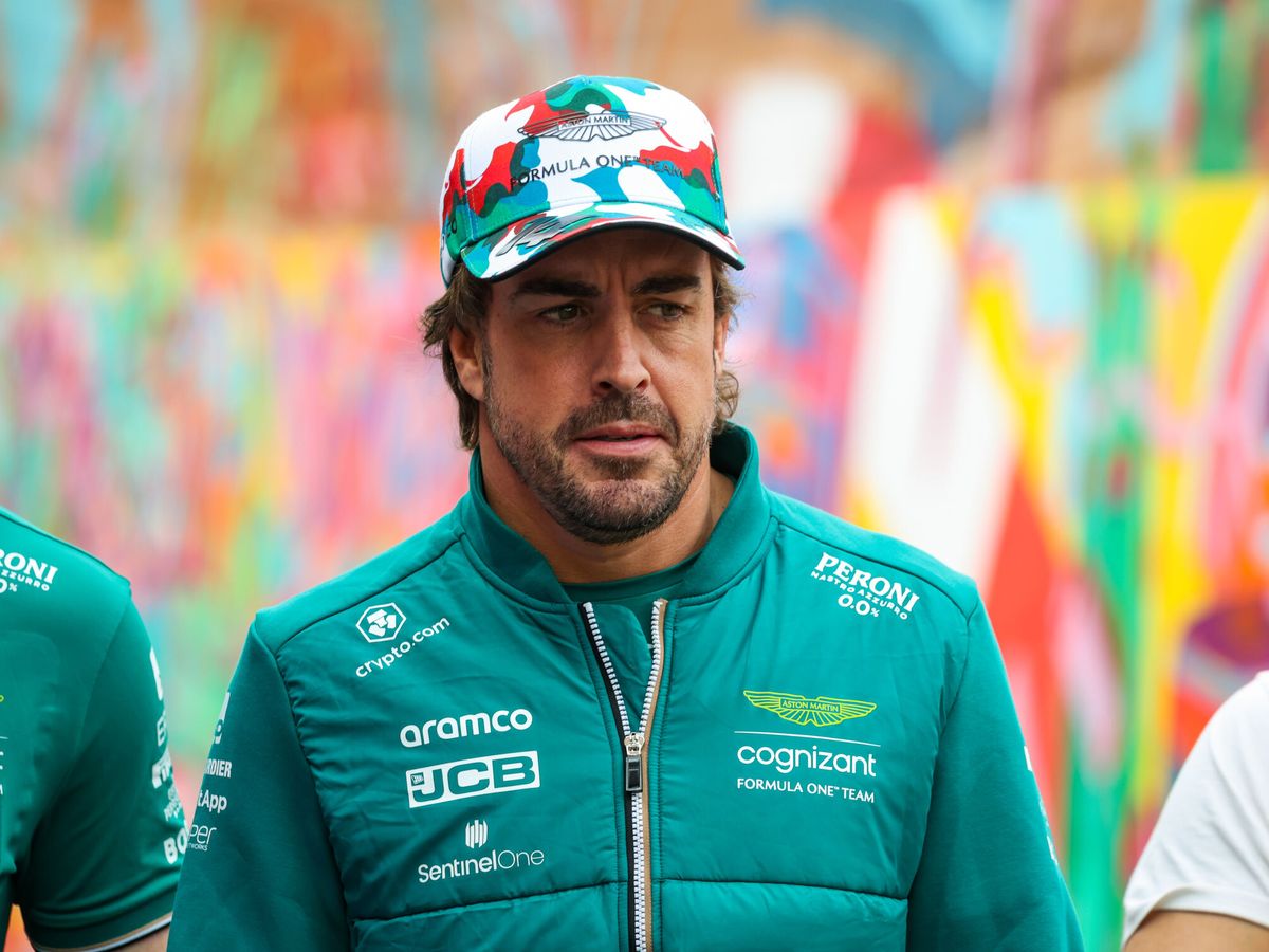 Foto: Fernando Alonso a su llegada al Autódromo Hermanos Rodriguez. (DPPI/AFP7/Florent Gooden)