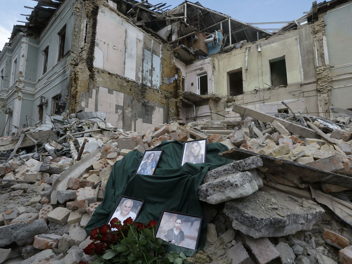 Foto: Edificios destruidos en Kiev en imagen de archivo. (EFE/Sergey Dolzhenko)