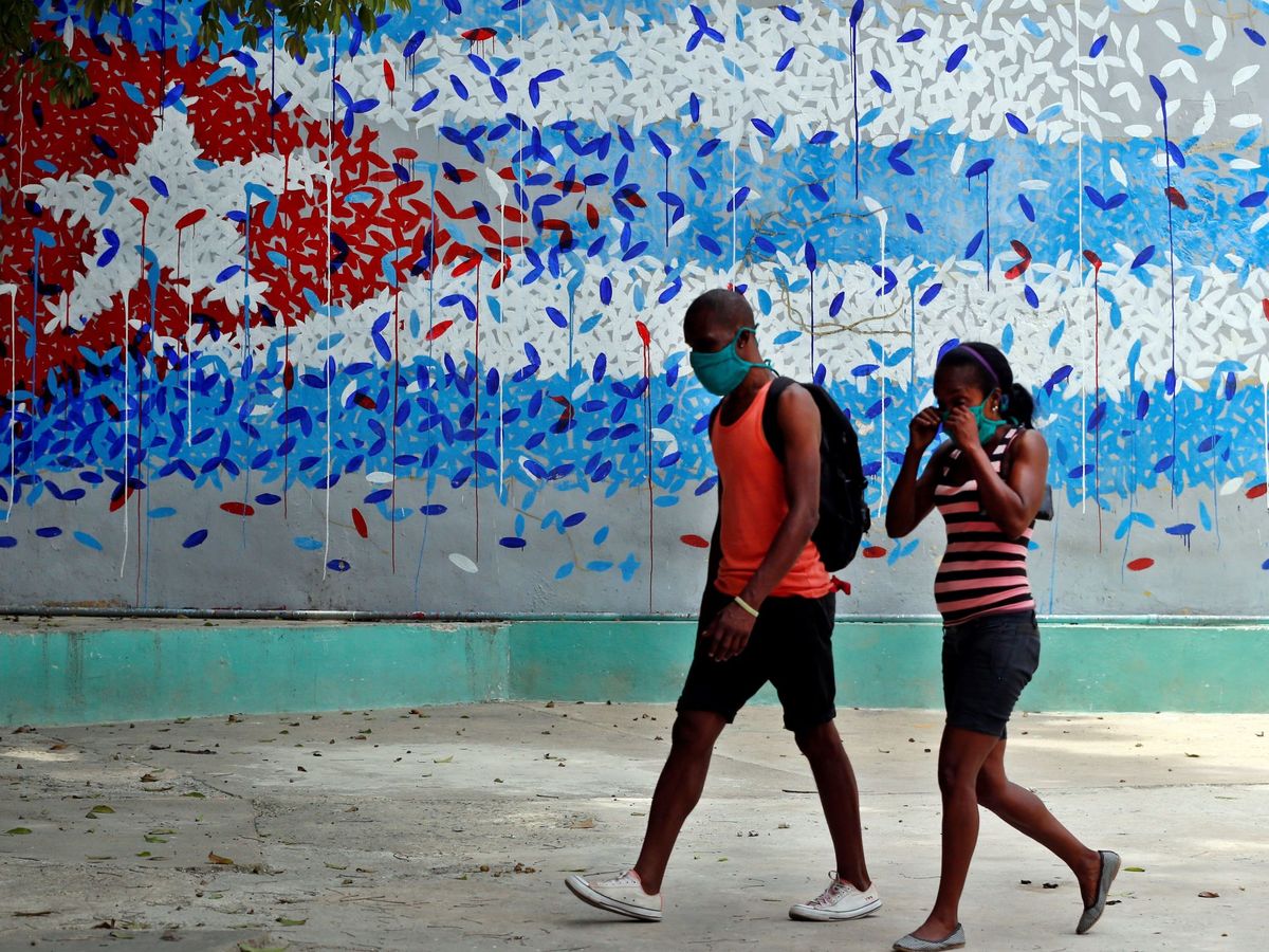 Foto: La bandera cubana en un mural. (EFE)