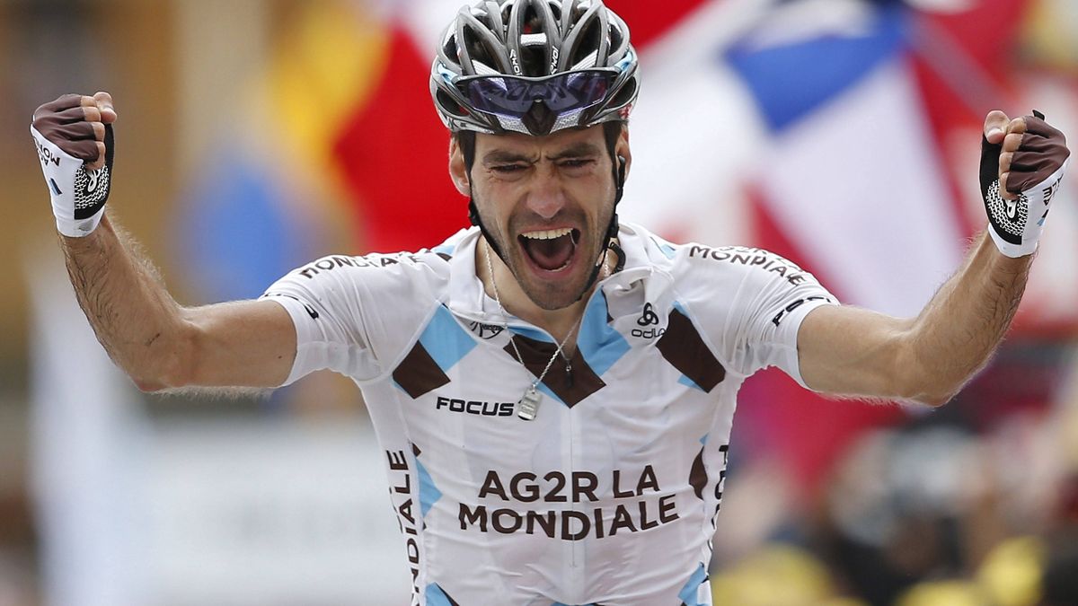 Riblon vence en Alpe D'Huez, Froome sufre y se hunde Contador