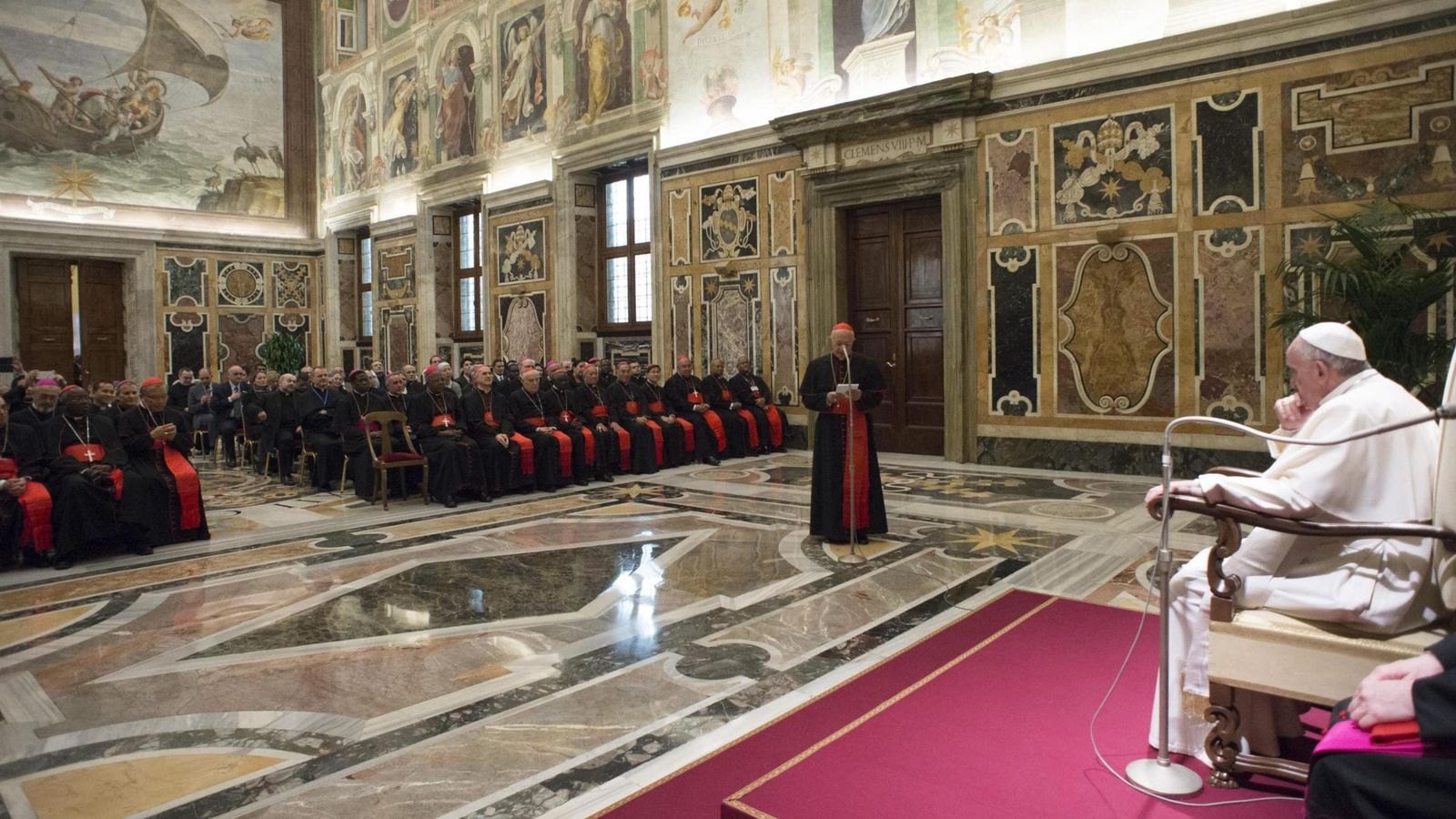 Foto: El Papa Francisco durante su encuentro con la Congregación para la Evangelización en el Vaticano. (EFE)