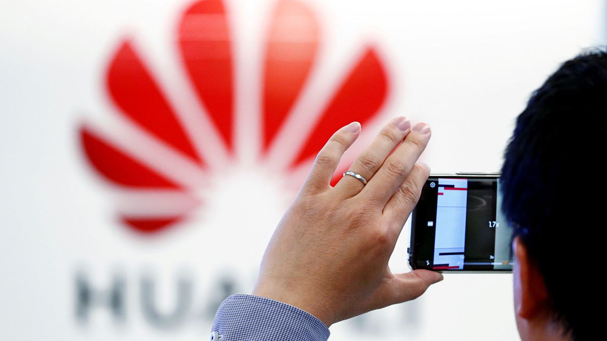 El enemigo 'invisible' de Huawei: cómo los intereses del mercado juegan en su contra