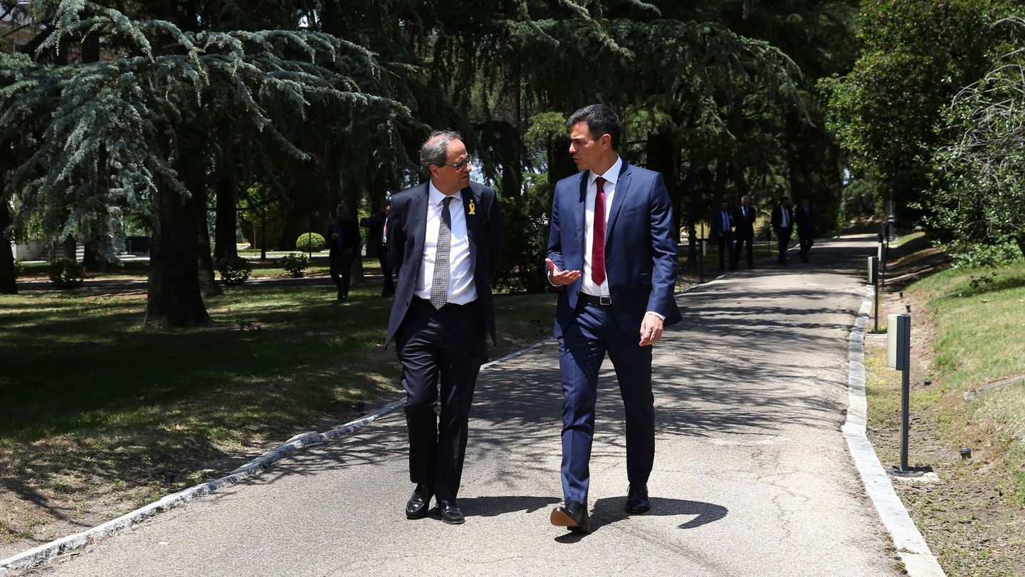 Pedro Sánchez y Quim Torra, durante la reunión mantenida en el Palacio de la Moncloa. (EFE) 