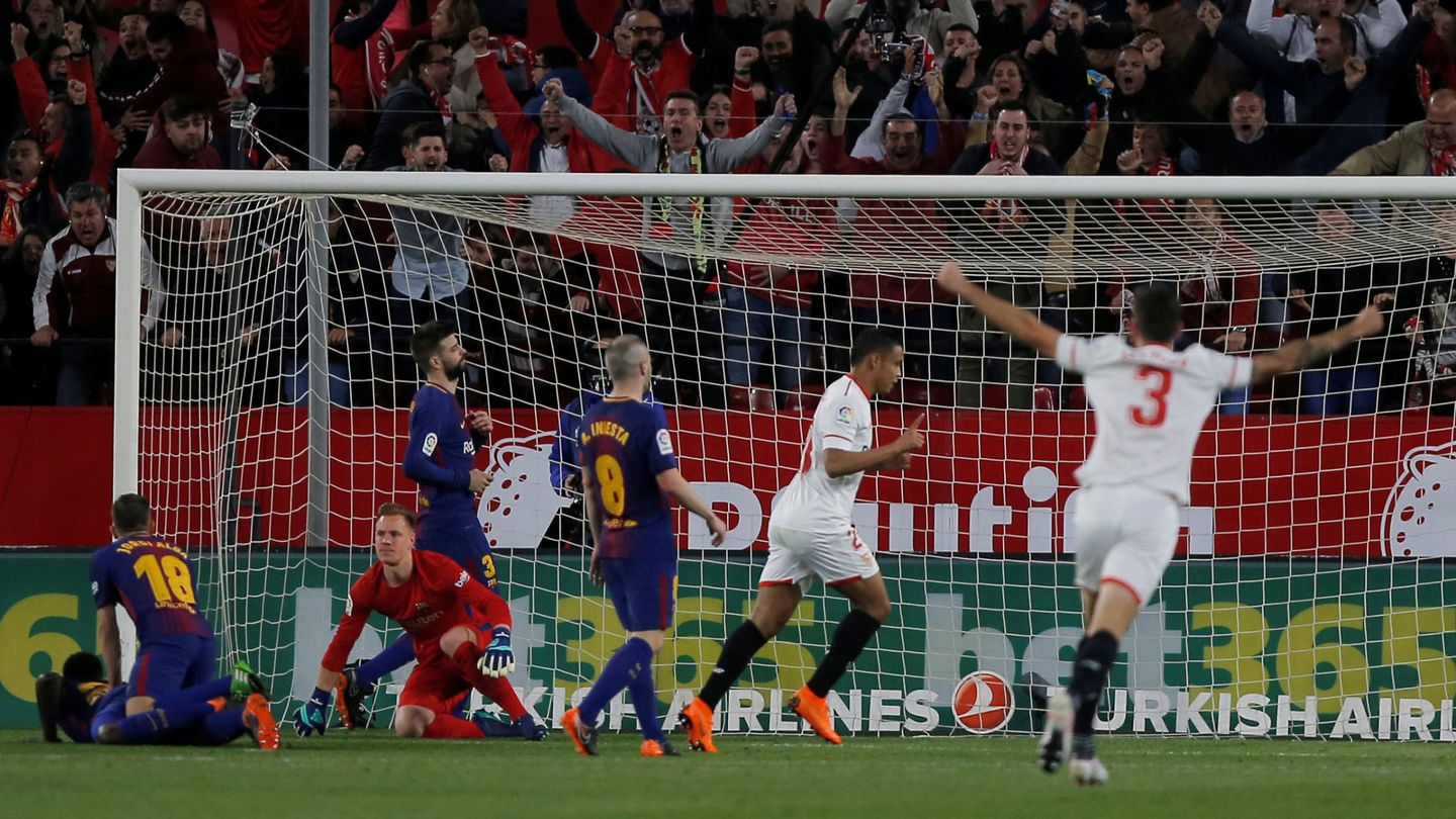 Muriel marcó el segundo gol del Sevilla en el minuto 50. (Reuters)