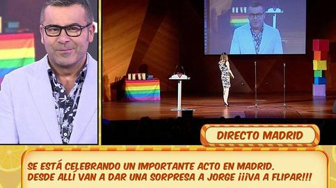 Jorge Javier recibe un premio LTGB y lo rechaza en directo: Ya no lo quiero