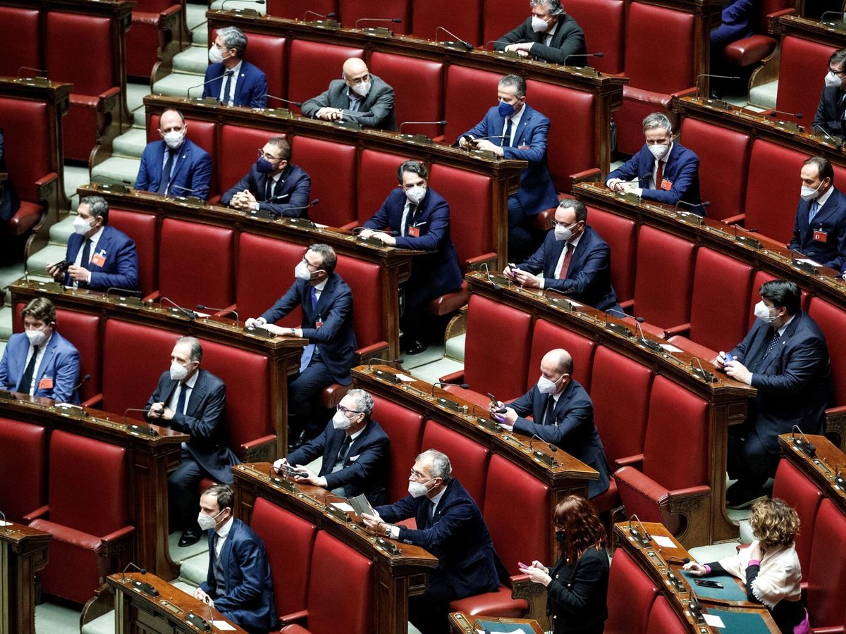 Foto: La primera votación parlamentaria para elegir al próximo jefe del Estado de Italia. (EFE/Pool/Roberto Monaldo)
