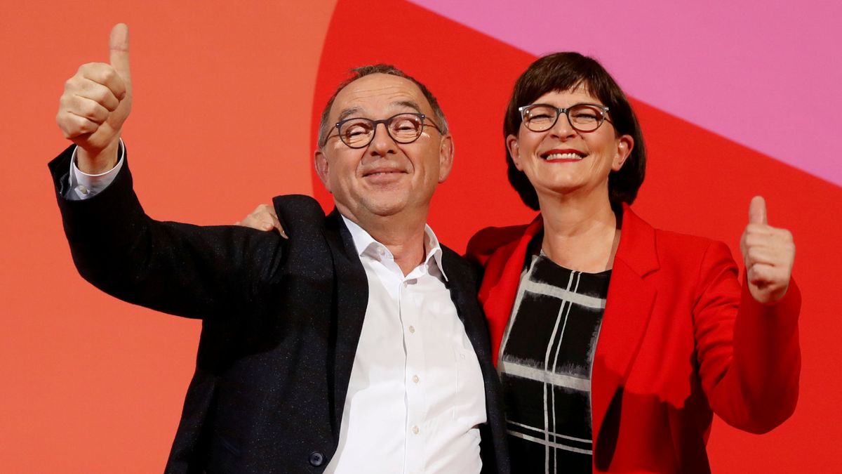 Sánchez encuentra un inesperado aliado en el triunfo del ala izquierda del SPD
