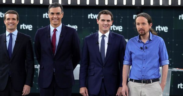 Foto: Pablo Casado, Pedro Sánchez, Albert Rivera y Pablo Iglesias, durante el debate de RTVE. 