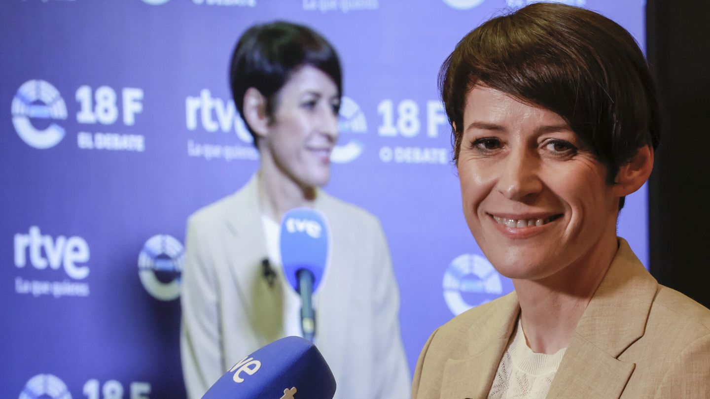 La candidata del BNG, Ana Pontón, tras el debate de RTVE de Santiago. (EFE/Lavandeira Jr.)