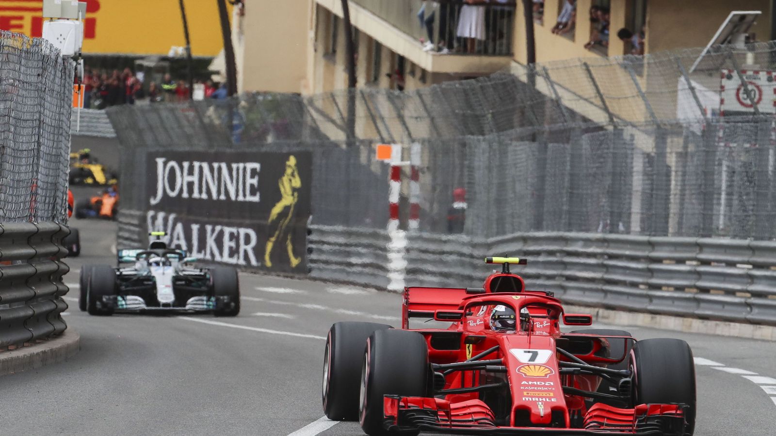 Foto: Mercedes cree que el rendimiento de Ferrari no está dentro de la legalidad (EFE)