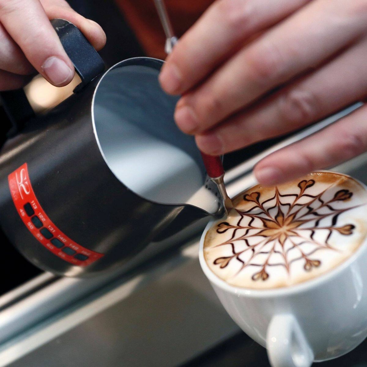 Cómo hacer el café perfecto con cafetera francesa – Syra Coffee