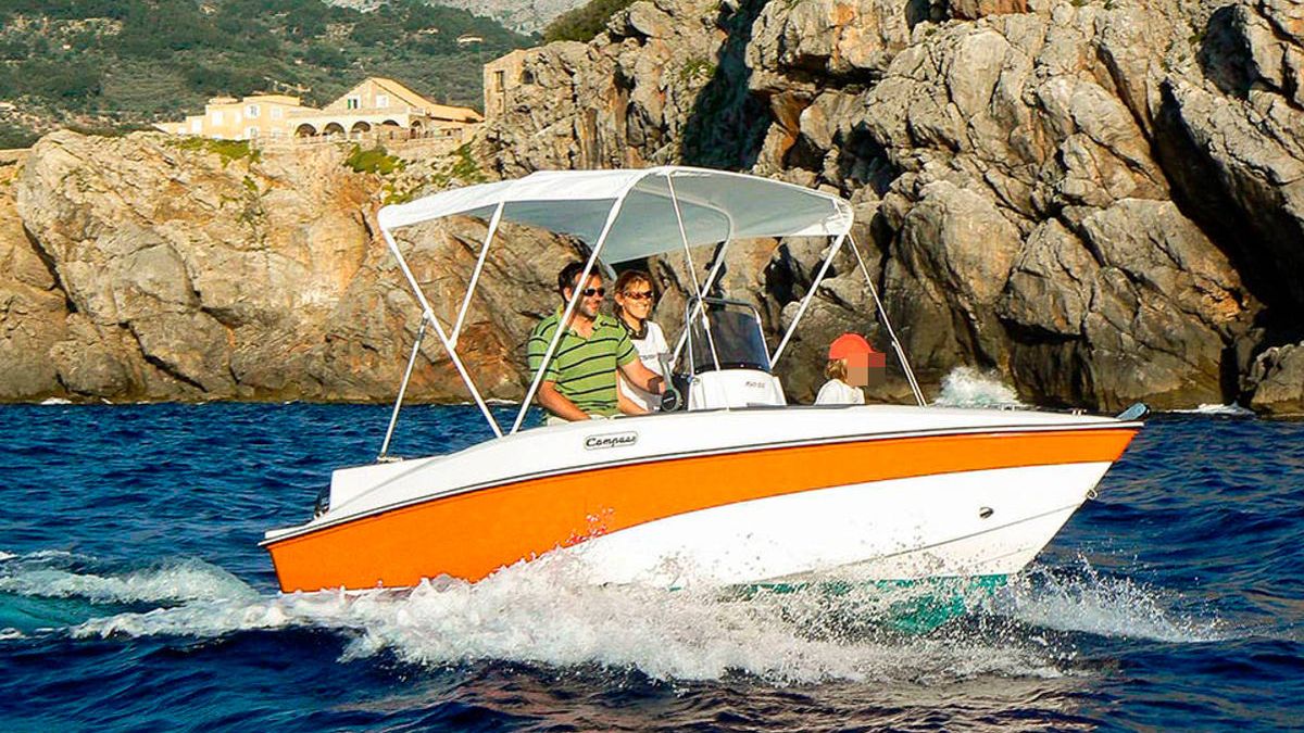 Los turistas no paran de hundir barcas en Menorca: "Las alquilan y no tienen ni idea"