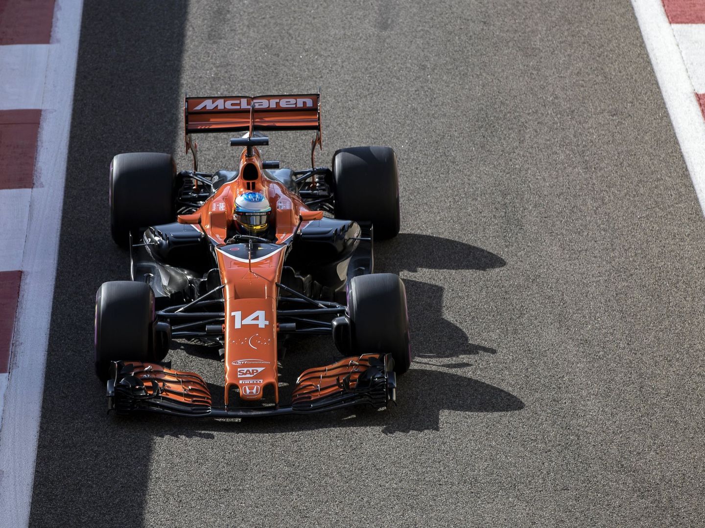 A partir de la próxima temporada, McLaren montará motores Renault. (EFE)