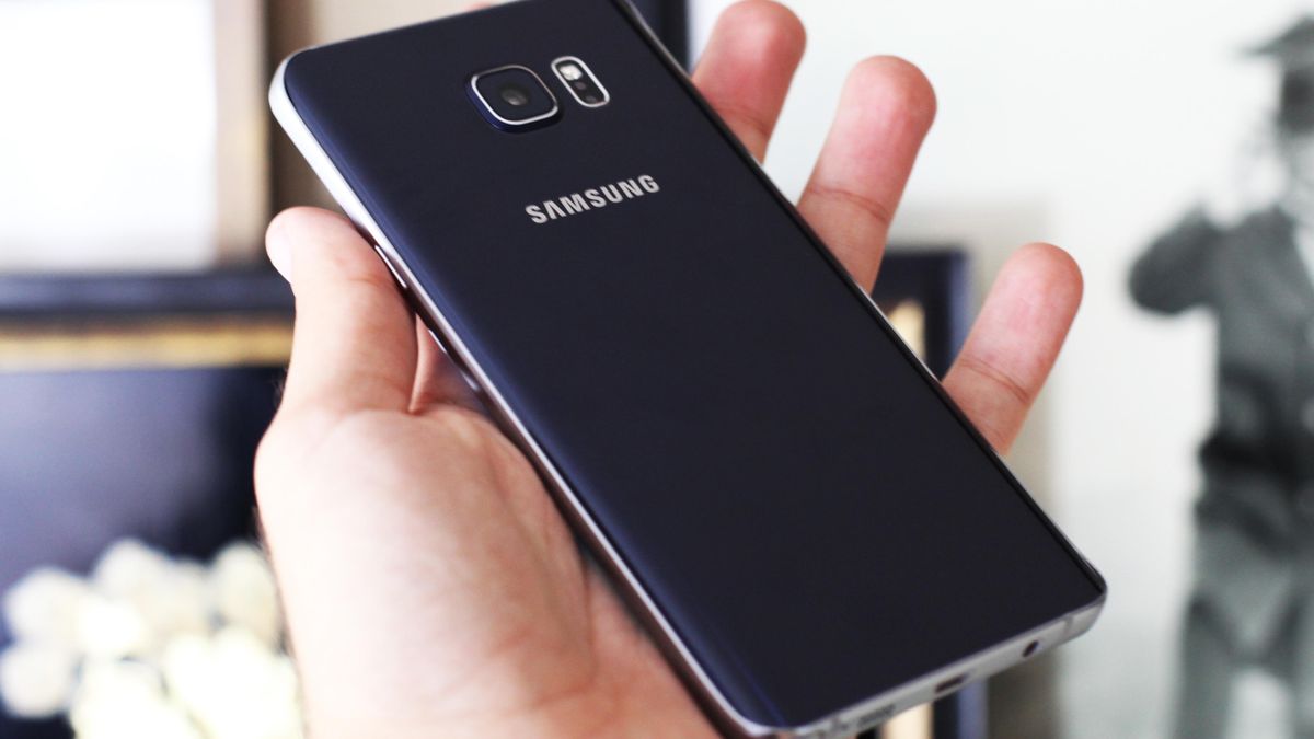 'Pengate': El Samsung Galaxy Note 5 puede romperse si introduces el lápiz al revés