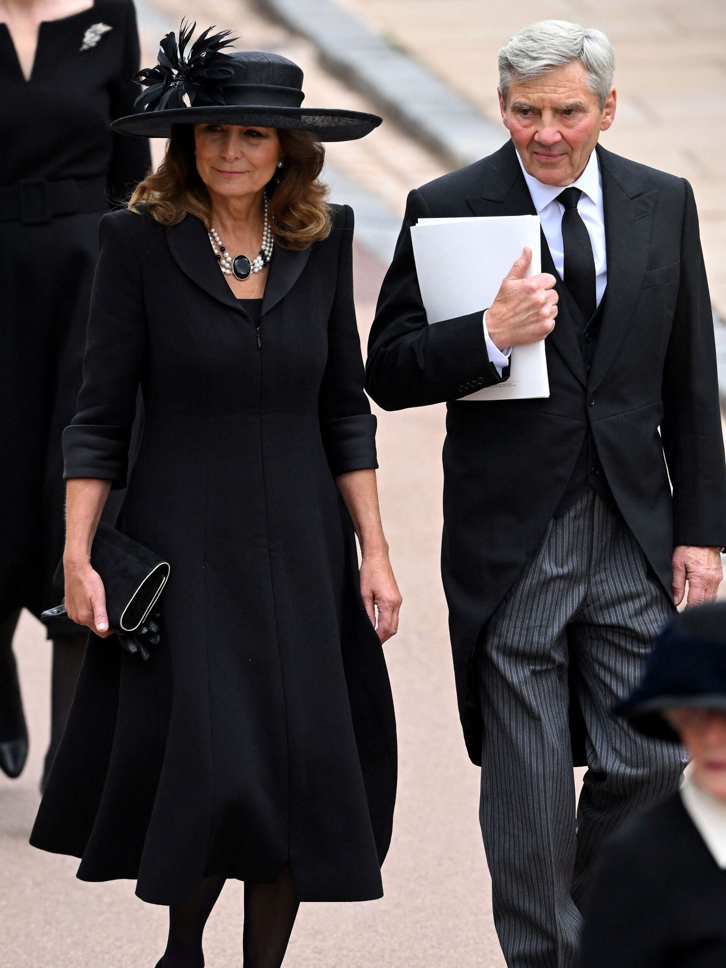 Carole Middleton y Michael Middleton en la misa funeral por Isabel II en Windsor. (Reuters)