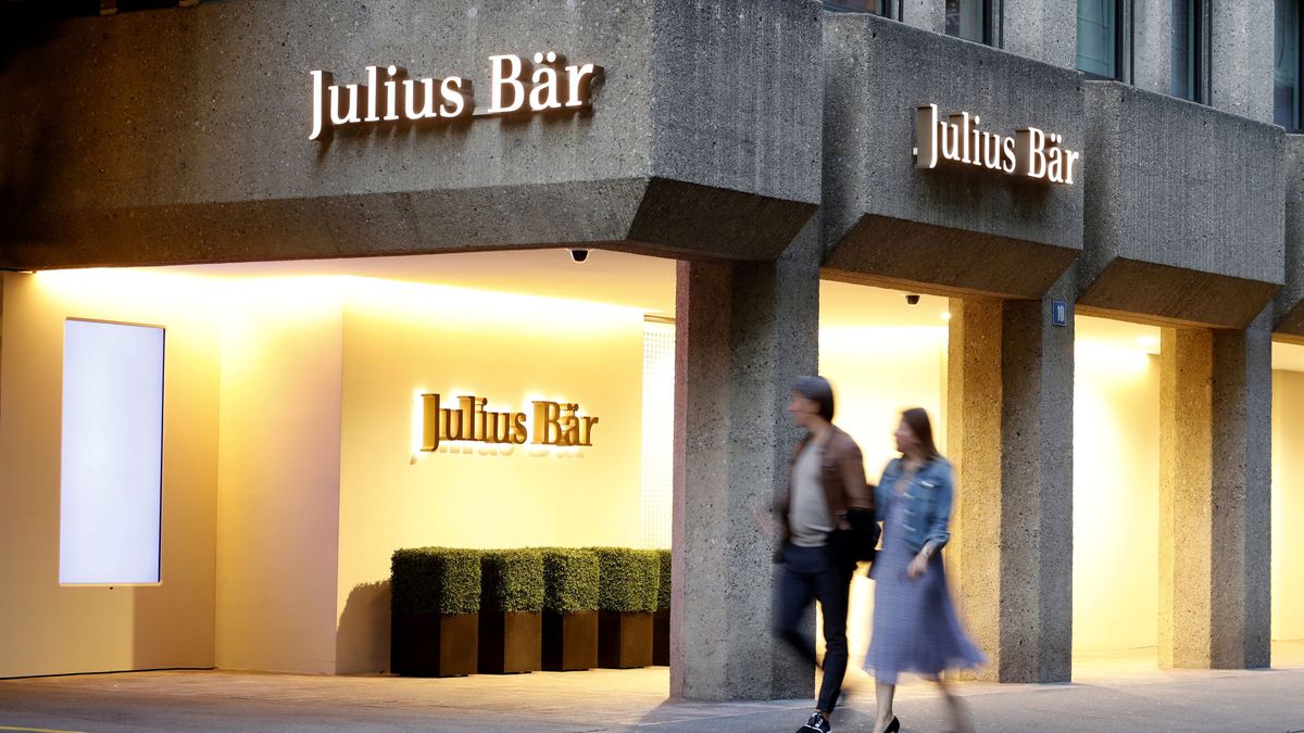 Julius Baer ficha dos ejecutivos de UBS y lanza un equipo para captar institucionales