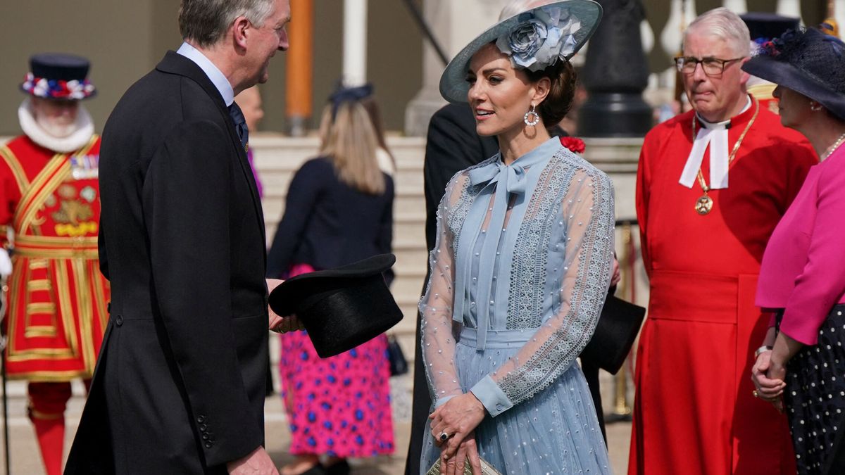El suma y sigue de Kate Middleton tras la coronación: rescata su look más alabado para una Garden Party