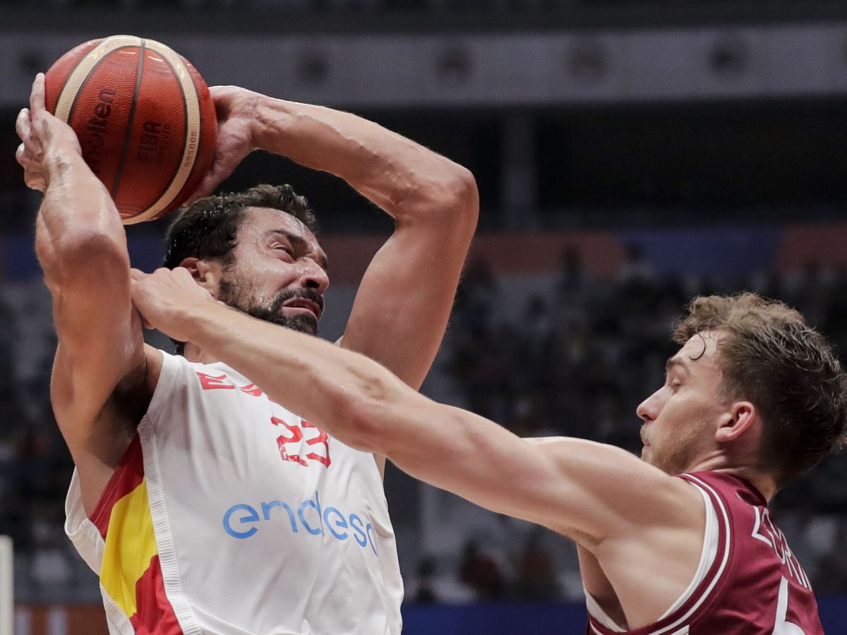 Foto: La selección española se abre camino en un duro mundial de baloncesto (EFE/Mast Irham)