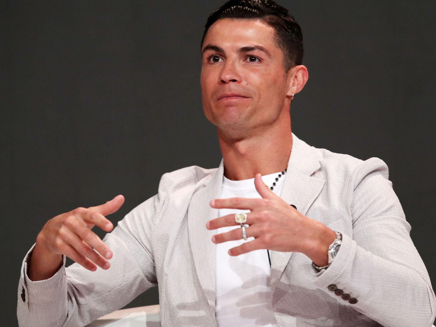 Cristiano Ronaldo durante su conferencia en Dubai. (EFE)