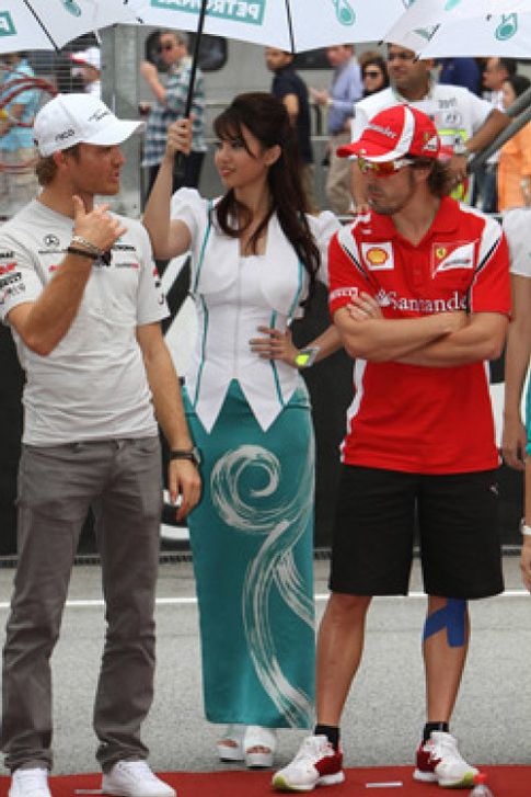 Foto: El código no escrito entre los pilotos que Nico Rosberg no respetó en Bahrein