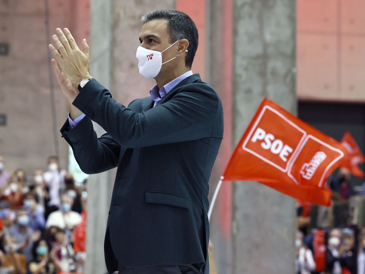 Foto: Pedro Sánchez, en el 40º Congreso Federal del PSOE. (EFE)