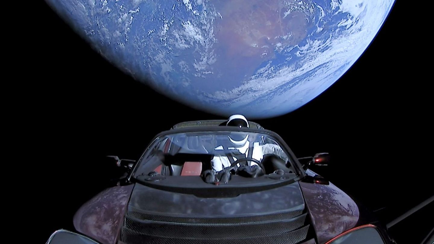 La Tierra, vista desde el Tesla Roadster. (EFE)